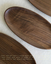 Load image into Gallery viewer, NAMU Walnut Wooden Oval Plate