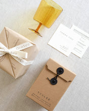 Load image into Gallery viewer, YOULEE Footed Dessert Cup in Amber