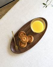 Load image into Gallery viewer, NAMU Walnut Wooden Oval Plate