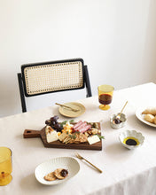 Load image into Gallery viewer, Muun Rim BanChan Oval Plate (6")