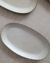 Load image into Gallery viewer, RAW See 9" Oval Plate