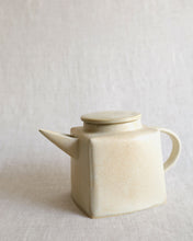 Load image into Gallery viewer, NOVO Teapot