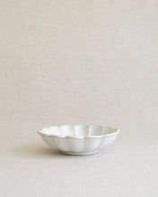 Load image into Gallery viewer, BLOOM Deep Plate (7.5")