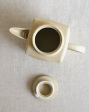 Load image into Gallery viewer, NOVO Teapot