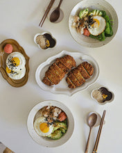 Load image into Gallery viewer, Yuzu Straw Hat Soup Bowl (7.4")