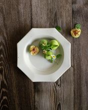 Load image into Gallery viewer, ARANG Octagonal Plate in White (8")