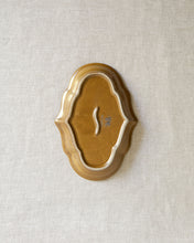 Load image into Gallery viewer, ARANG Maple Leaf Vintage Plate (8")