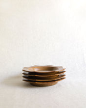 Load image into Gallery viewer, ARANG Octagonal Vintage Plate (8")