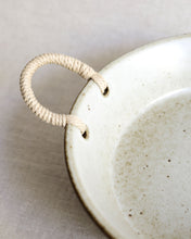 Load image into Gallery viewer, SAN Perilla Twine Handle Deep Plate (9")