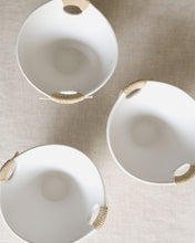 Load image into Gallery viewer, DAN Twine Handle Deep Bowl in White (6.7")