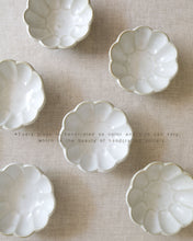 Load image into Gallery viewer, BLOOM Small Plate (4")