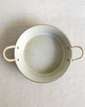 Load image into Gallery viewer, SAN Perilla Twine Handle Deep Plate (9")
