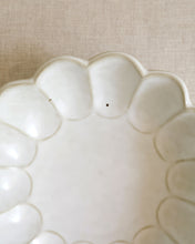 Load image into Gallery viewer, BLOOM Deep Plate (8.6")