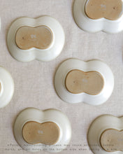 Load image into Gallery viewer, ARANG Apple Small Plate (5")