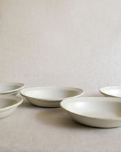 Load image into Gallery viewer, ARANG Oval Deep Plate (8")