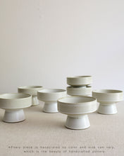 Load image into Gallery viewer, SAN High Footed Plate in Natural (5")