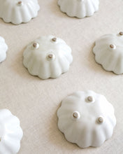 Load image into Gallery viewer, BLOOM Small Plate (5")