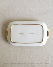 Load image into Gallery viewer, DAN Twine Handle Rectangle Plate in White (11")