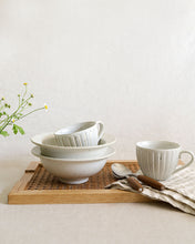 Load image into Gallery viewer, Yuzu Straw Hat Soup Bowl (7.4")