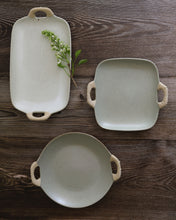 Load image into Gallery viewer, DAN Twine Handle Rectangle Plate (11")