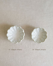 Load image into Gallery viewer, BLOOM Small Plate (5")