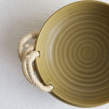 Load image into Gallery viewer, ARANG Twine Handle Small Plate (5.7")