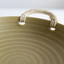 Load image into Gallery viewer, ARANG Twine Handle Small Plate (5.7")