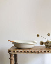 Load image into Gallery viewer, ARANG Oval Deep Plate (8")