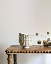 Load image into Gallery viewer, Muun Rim Rice Bowl (4.9")