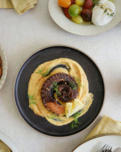 Load image into Gallery viewer, NOVO Dinner Plate in Matte Black (10")