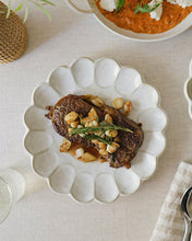 Load image into Gallery viewer, BLOOM Dinner Plate (10")