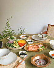 Load image into Gallery viewer, ARANG Maple Leaf Vintage Plate (10")