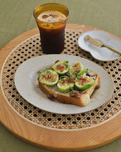 Load image into Gallery viewer, ARANG Apple Small Plate (5")