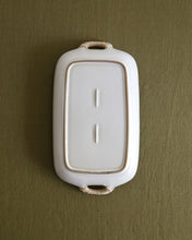 Load image into Gallery viewer, DAN Twine Handle Rectangle Plate in White (11")