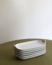 Load image into Gallery viewer, DAN Twine Handle Rectangle Plate in White (11")