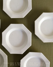 Load image into Gallery viewer, ARANG Octagonal Plate in White (8")