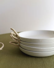 Load image into Gallery viewer, ARANG Twine Handle Plate (9")