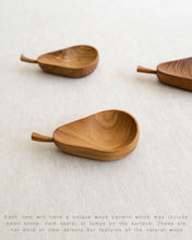 Load image into Gallery viewer, Teakwood Pear-shaped Mini plate
