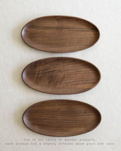 Load image into Gallery viewer, NAMU Walnut Wooden Oval Plate
