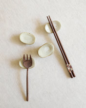 Load image into Gallery viewer, Ceramic Chopstick/Knife Rest
