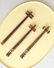 Load image into Gallery viewer, Walnut Wood Chopsticks
