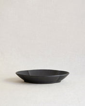 Load image into Gallery viewer, ARANG Floral Oval Deep Plate in Matte Black (9&quot;)
