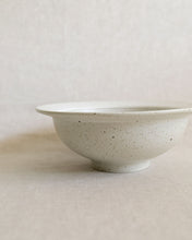 Load image into Gallery viewer, Yuzu Straw Hat Pasta Bowl (8.6")
