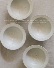 Load image into Gallery viewer, Yuzu Straw Hat Pasta Bowl (8.6")
