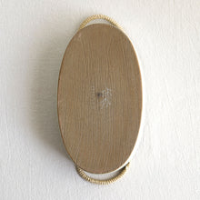 Load image into Gallery viewer, RIM 9&quot; Twine Handle Deep Oval Plate
