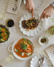 Load image into Gallery viewer, BLOOM Dinner Plate (10")
