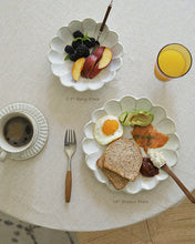 Load image into Gallery viewer, BLOOM Dinner Plate (10")
