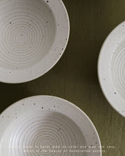 Load image into Gallery viewer, Yuzu Straw Hat Soup Bowl (7.4")
