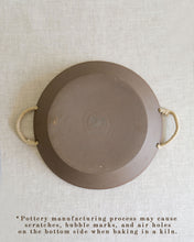 Load image into Gallery viewer, SAN Perilla Twine Handle Plate (9")
